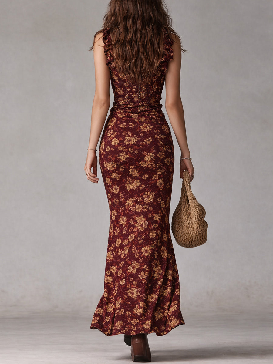 Rückansicht des weinroten Anja Boho-Maxikleids mit gelbem Blumenmuster und Rüschenärmeln