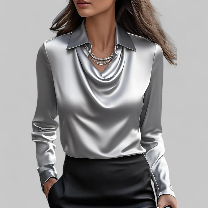 Silberne Annika Satin-Langarmbluse mit Wasserfallausschnitt und Kragen