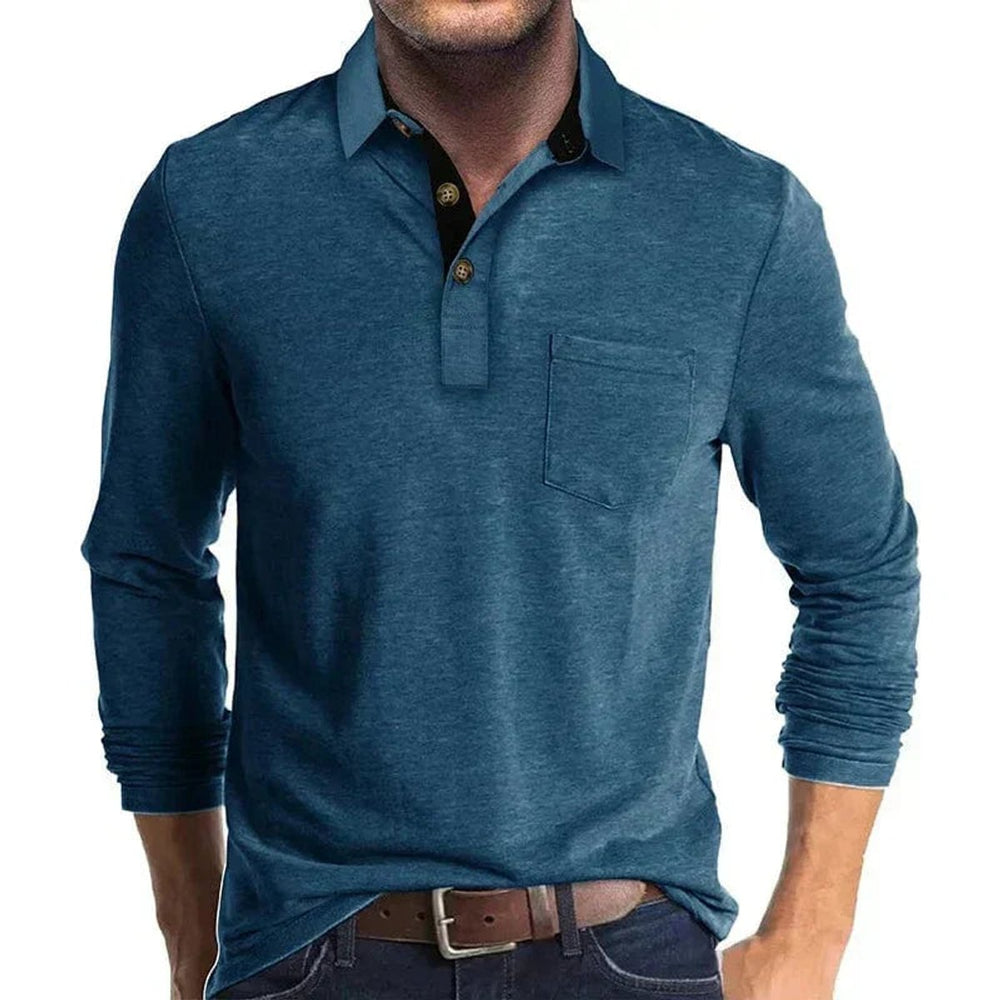 Blaues Herren-Langarm-Poloshirt mit Brusttasche, kontrastierendem Kragen und Knopfleiste im schlanken Schnitt.