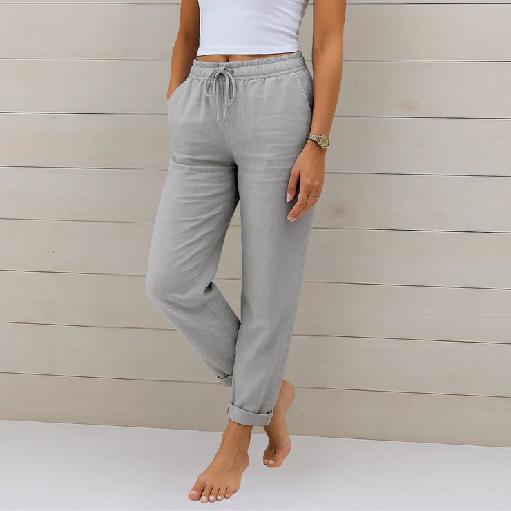 Franka Damen Sommer Leinen Hose in Grau mit hohem Bund, elastischem Bund und lockerem Schnitt.
