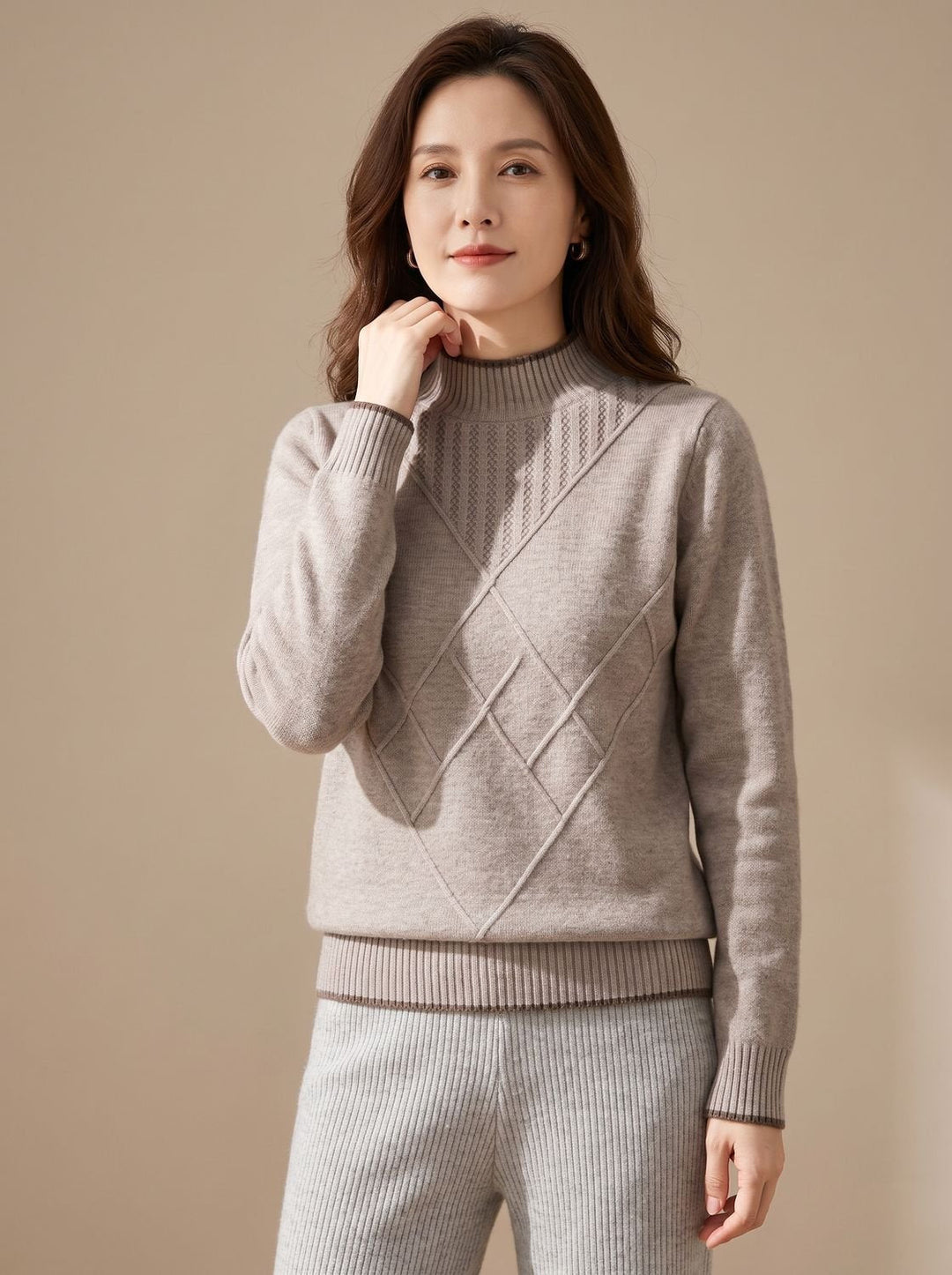 Hanna | Women's Turtleneck Sweater with Diamond Pattern
