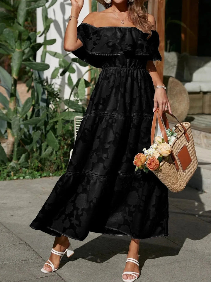 Schwarzes Helena Off-Shoulder Maxikleid mit Blumenstruktur und Stufenrock