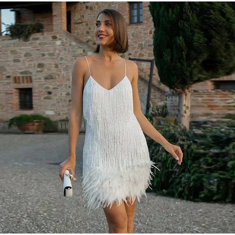Weißes Livia Pailletten-Minikleid mit Fransen und Federsaum