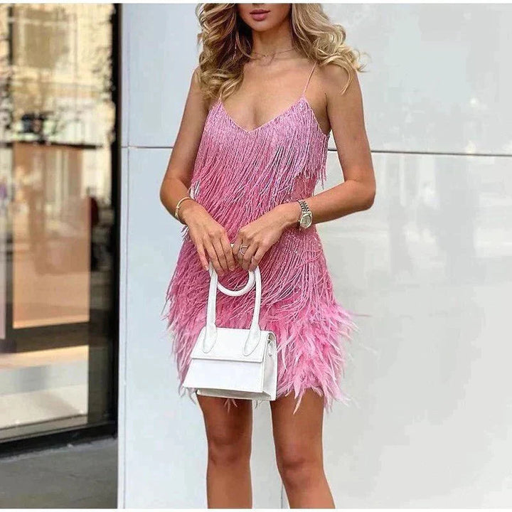 Pinkes Livia Pailletten-Minikleid mit Fransen und Federn am Saum
