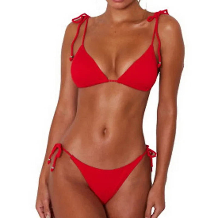 Roter Melina Triangel-Bikini mit Rippenstruktur und Bindebändern