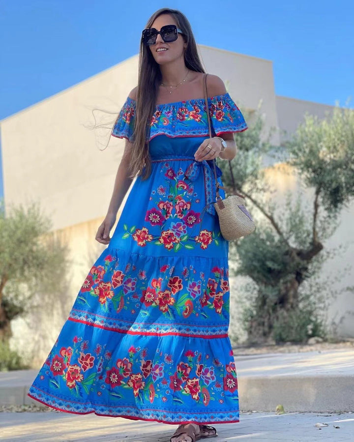 Blaues Rahel Off-Shoulder Maxikleid mit buntem Blumenmuster und Taillenbindung