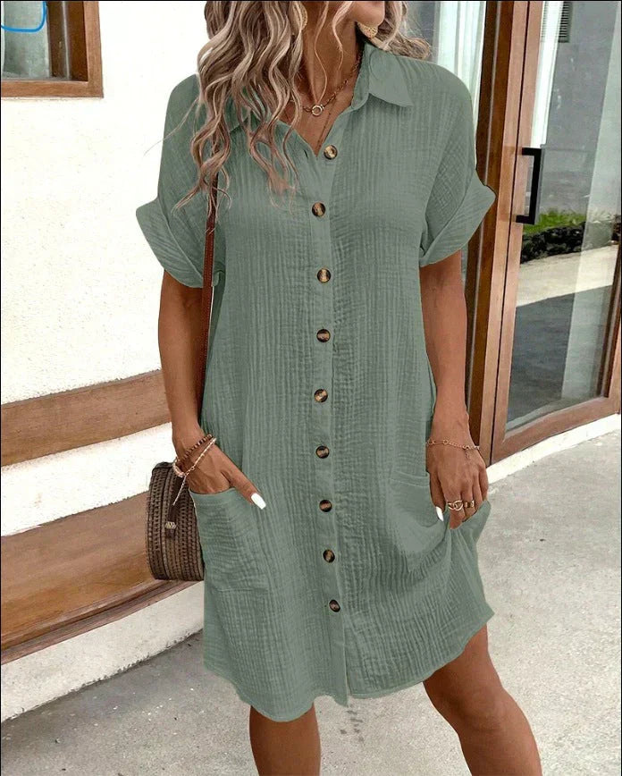 Grünes Selma Sommer-Hemdkleid aus Baumwolle mit Knopfleiste und Taschen