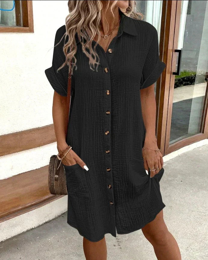 Schwarzes Selma Sommer-Hemdkleid aus Baumwolle mit Knopfleiste und Taschen