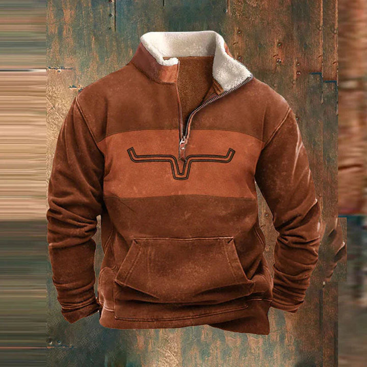 Brauner Western-Pullover für Herren mit Stehkragen, Sherpa-Futter, kurzem Reißverschluss und Kängurutasche.