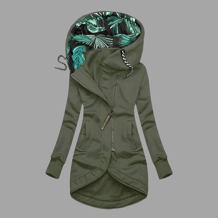 Olivgrüne Damen-Kapuzenjacke mit asymmetrischem Reißverschluss und floralem Innenfutter in der Kapuze.