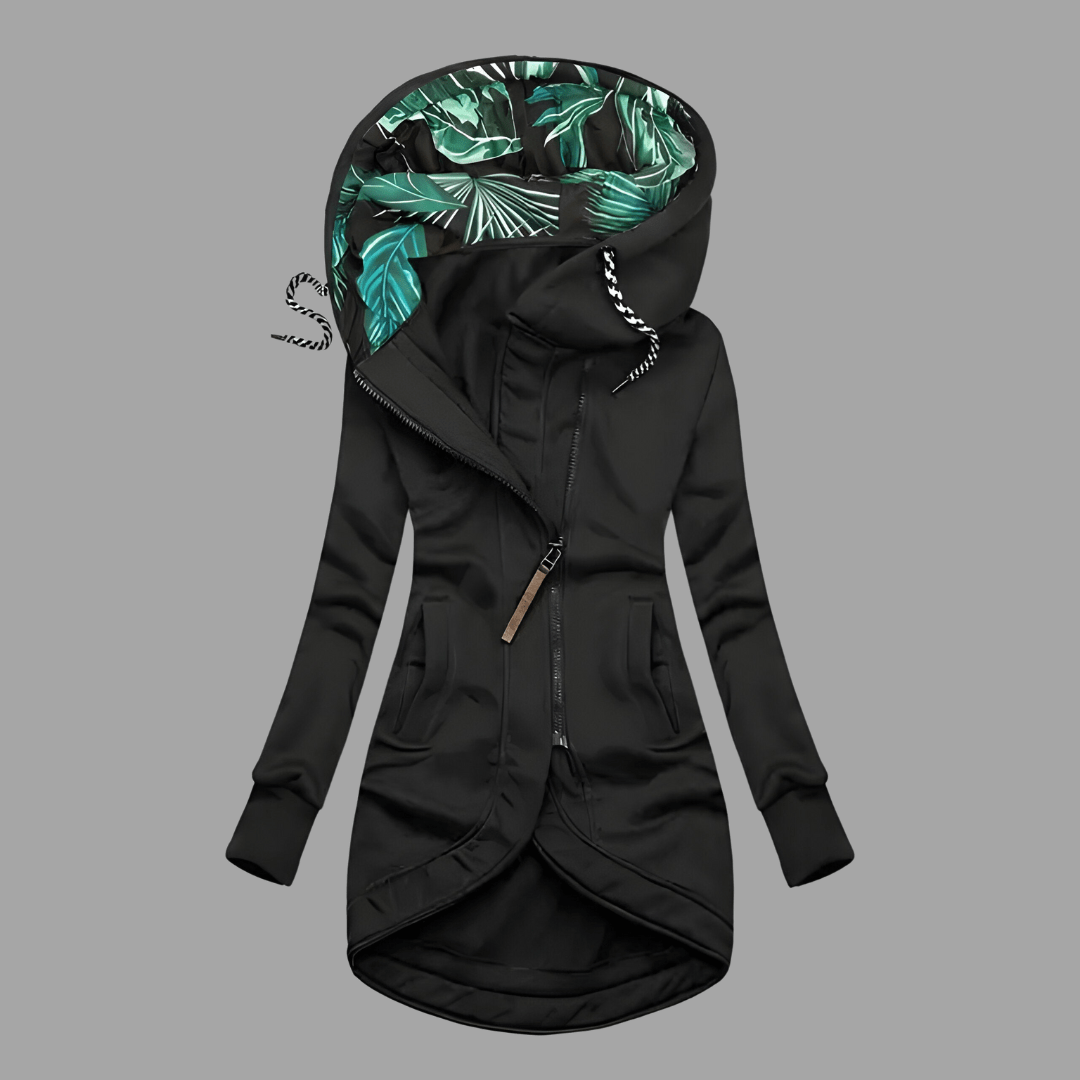 Schwarze Damen-Kapuzenjacke mit asymmetrischem Reißverschluss und floralem Innenfutter in der Kapuze.