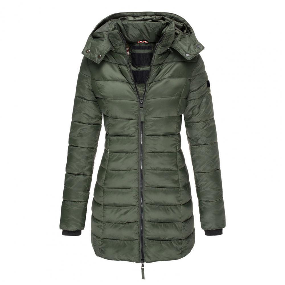 Taillierte, olivgrüne Damen-Steppjacke in langer Passform mit abnehmbarer Kapuze und durchgehendem Reißverschluss.